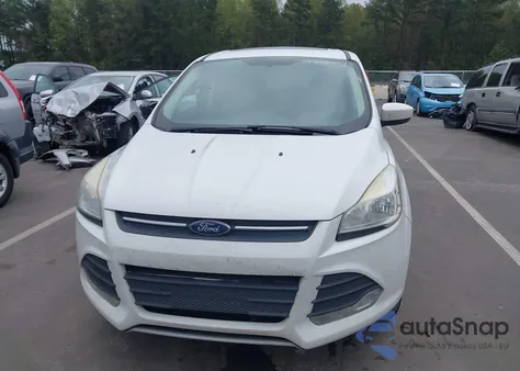 2015 Ford Escape Se z USA, uszkodzony, nr VIN 1FMCU0G96FUC81143